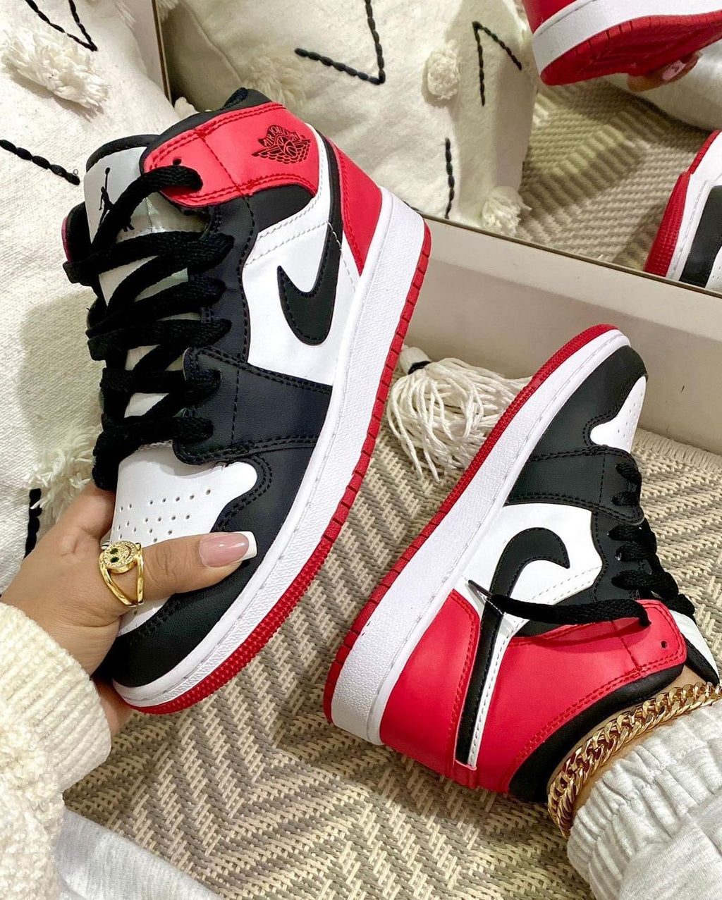 Air Jordan 1 Retro High OG "Black Toe" sneakers
