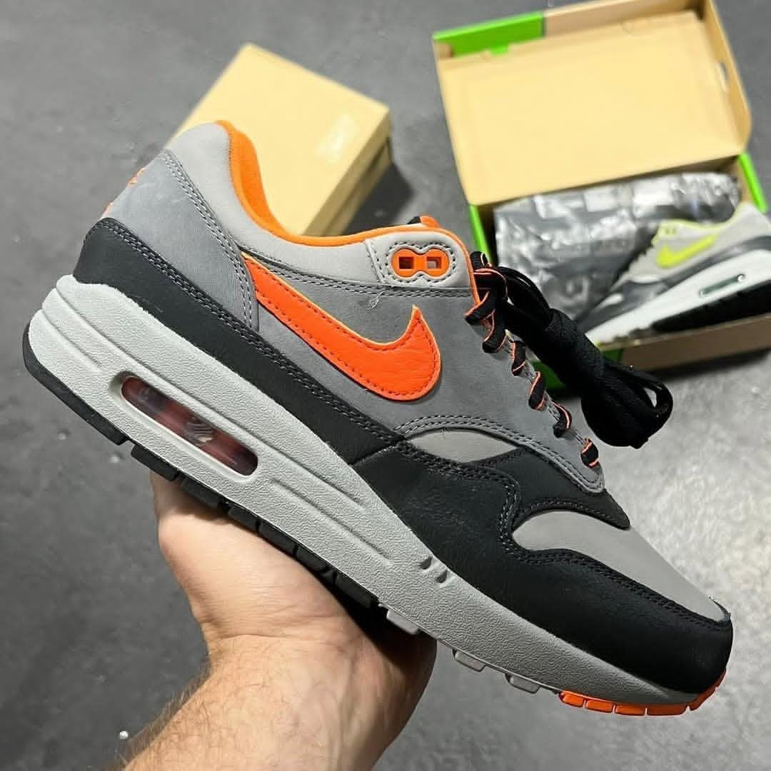 Nike Air Max 90 sneakers.