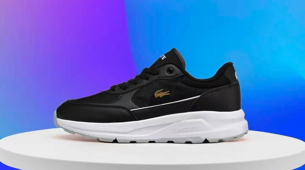 Lacoste low-top sneaker