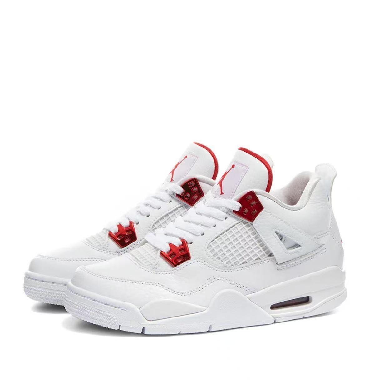 Air Jordan 4 Retro
